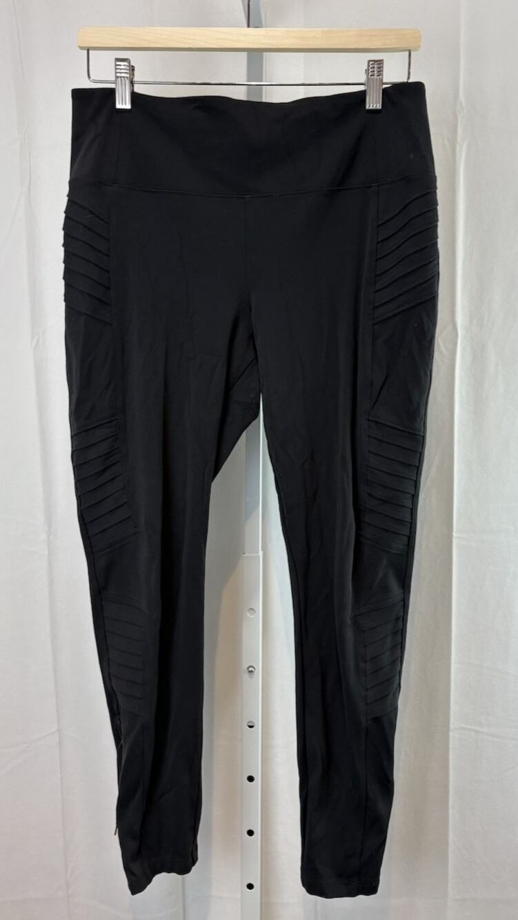 ATHLETA Size L Delancey Moto Tights 598323 Zip Ankle Pockets Stretch Black